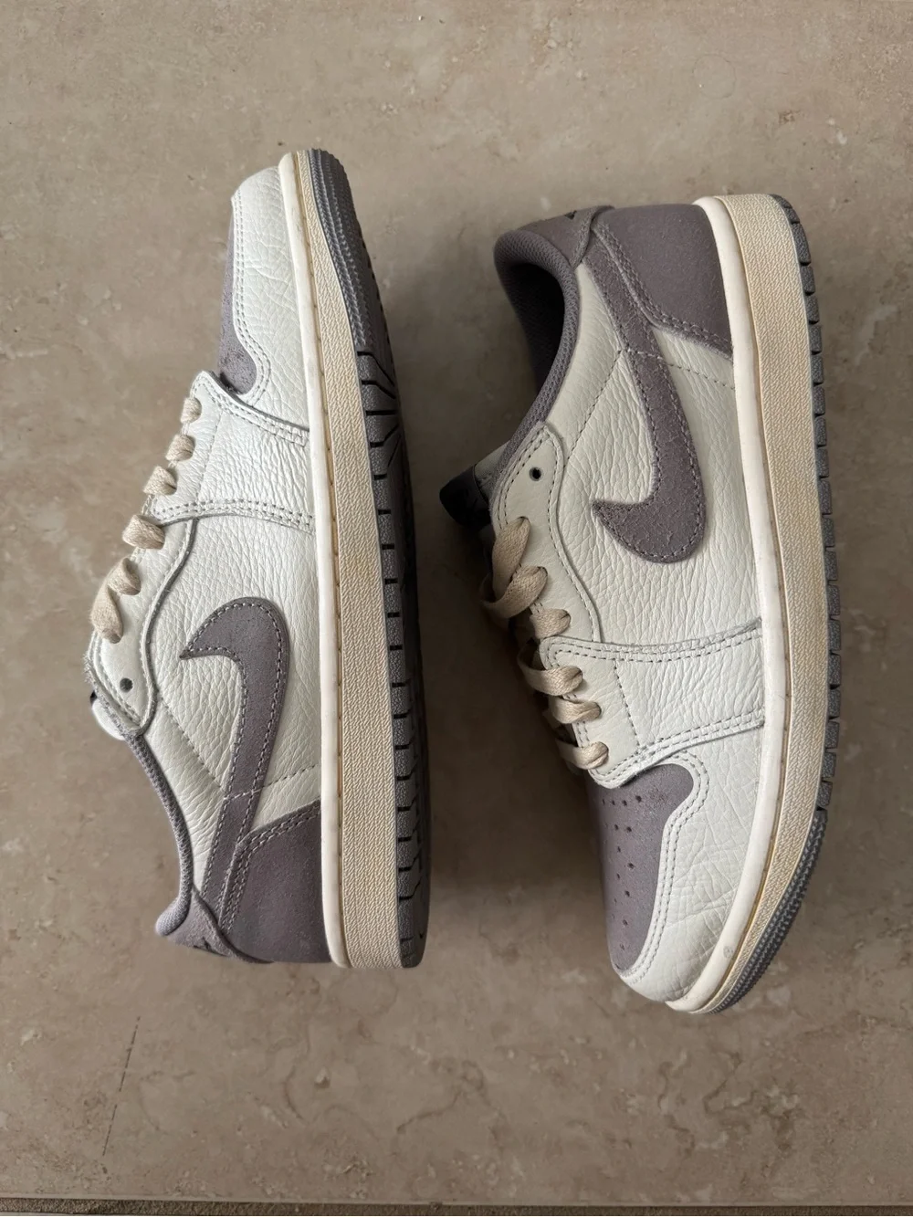 Air Jordan 1 Retro Low OG Atmosphere Grey. Size US Men’s 7.5
